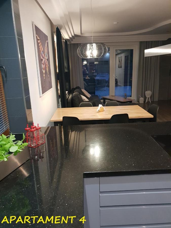 Apartamenty Amalia Szary Dwor Bagian luar foto